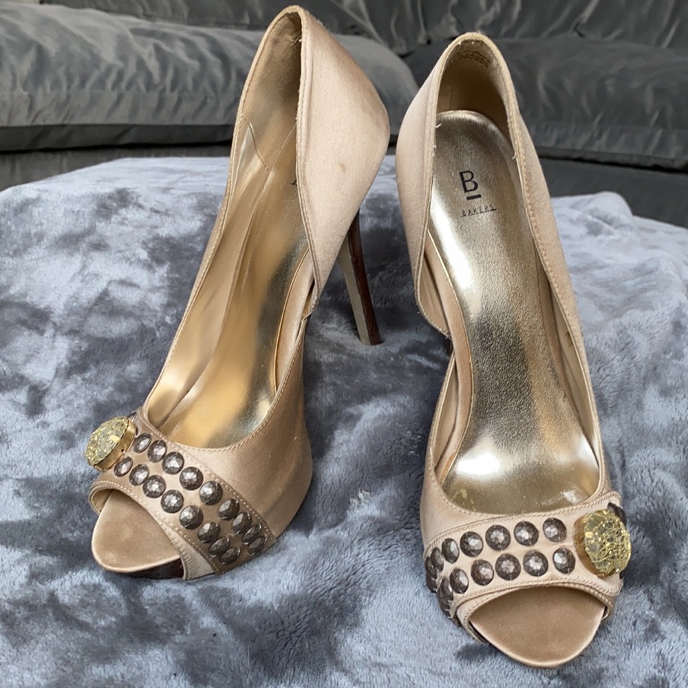 Champagne satin peeptoe platform heel Embellished